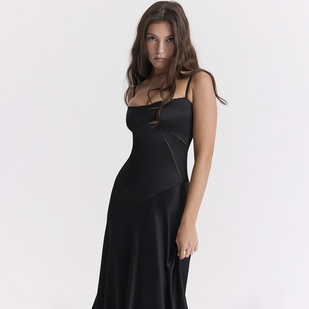 Sukienka maxi elegancka satynowa na ramiączkach rozkloszowana